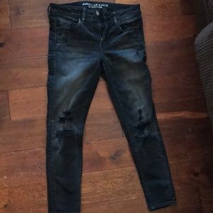 American Eagle black distressed jeans (short)
